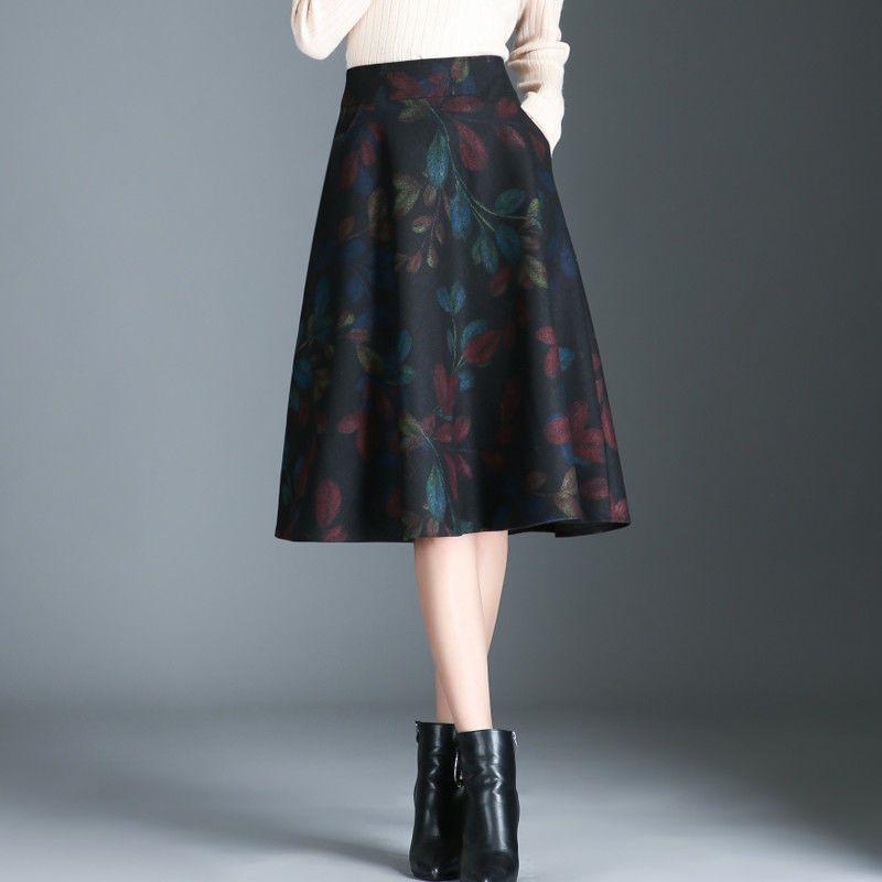 Spring and Summer New High-waisted A-shaped Big Swing Skirt, Thin Skirt, Versatile Medium and Long Umbrella Skirt