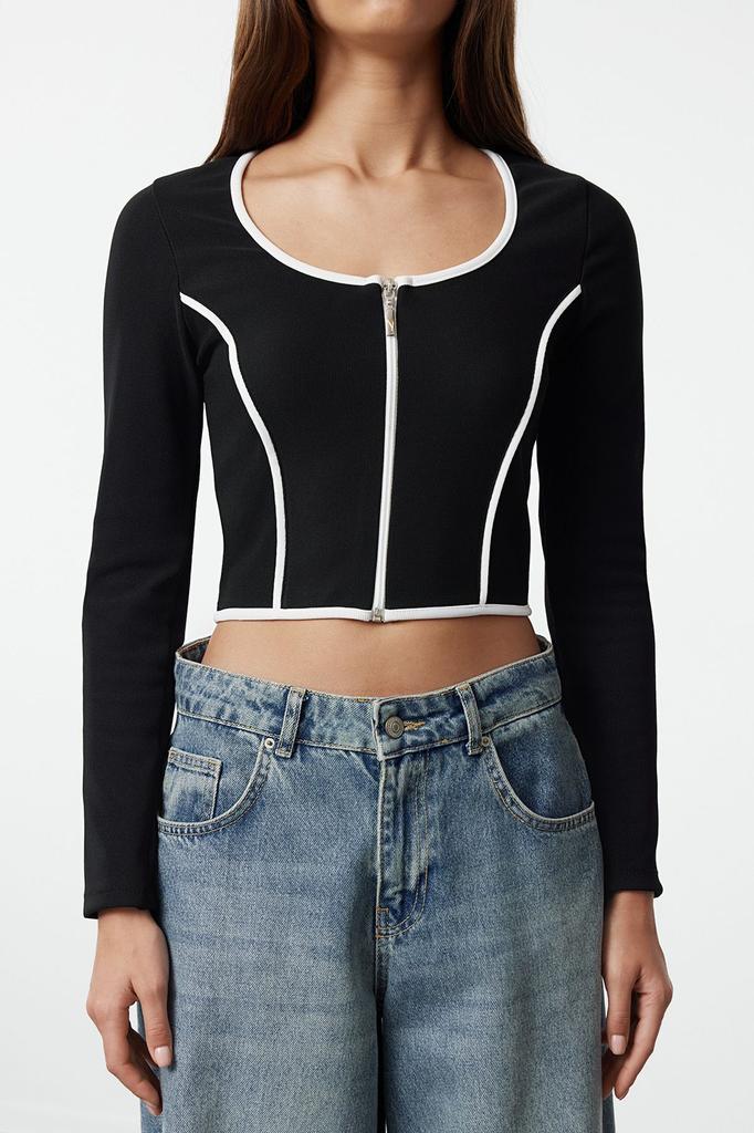 Women's Fashion White Contrast Piping Detailed Fitted Zipper Collar Stretchy Knitted Blouse