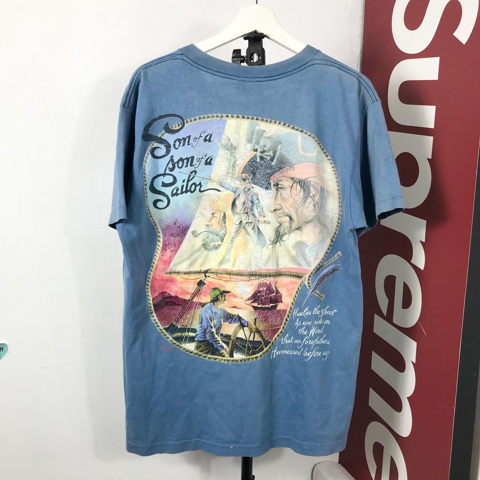 Vintage 90’s PIRATES OF CARIBBEAN Movie Tee/ Film Posters /Cult / Movie Prints / Movie Box / Size L S