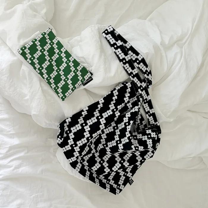 clover black bag