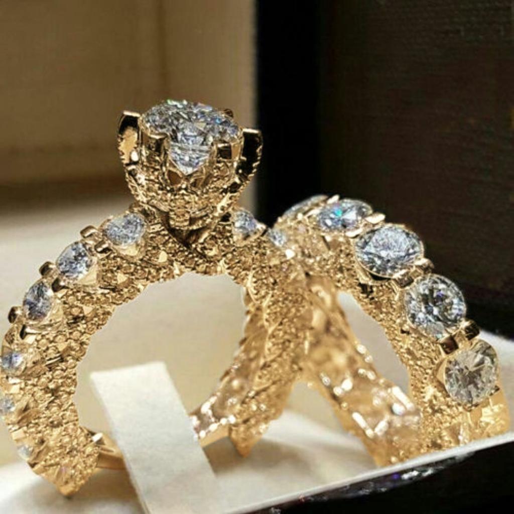 Luxury New Jewelry, European and American Women's Round Diamond Inlaid Fashion Ring, Full Diamond Ring