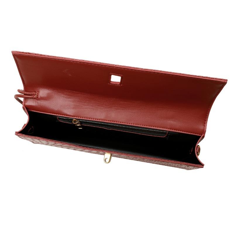 Single-shoulder Baguette Bag, A Niche and High-end Horizontal Hand-held Evening Bag, A Versatile and Elegant Crossbody Bag Casually
