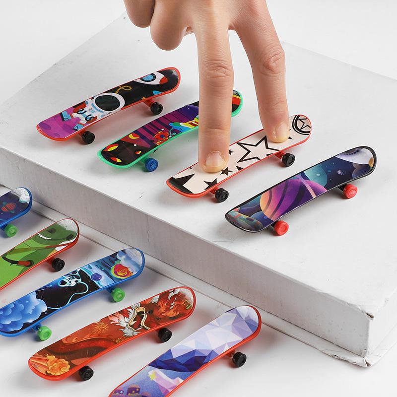 5-30pcs Finger Skateboard Toys Creative Fingertip Fingerboards Kids Boys Birthday Party Favors Goody Pinata Fillers School Gift