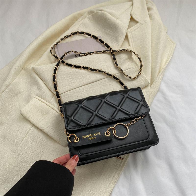 

Chic Women s Crossbody Bag In Stylish Colors With Unique Stitching And Magnetic Closure чёрный