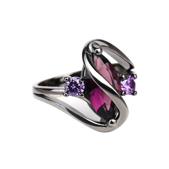 Women Romantic Faux Sapphire Horse Eye Shaped Hollow Out Ring Jewelry