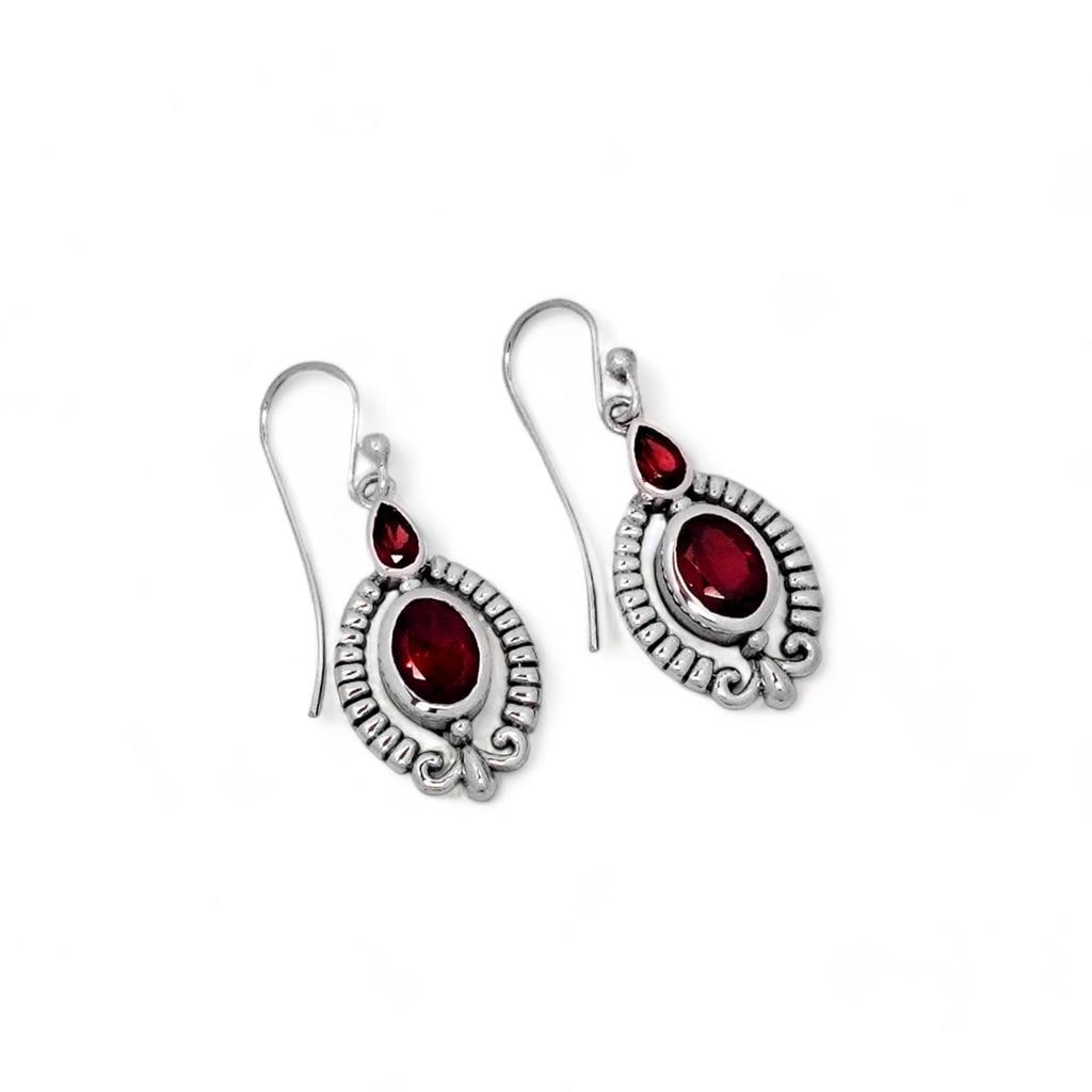 Vintage 925 Sterling Silver Garnet Earrings – Handmade Natural Red Gemstone Dangle Bohemian Jewelry for Women