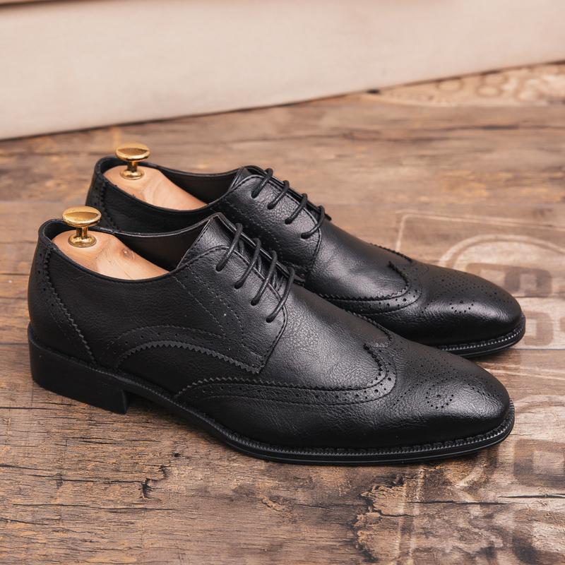 Fashion Size 38-47 Men Retro Brogue Leather Shoes Black Brown American Lace-up Business Brand Leather Shoes Wedding Banquet Shoes Men