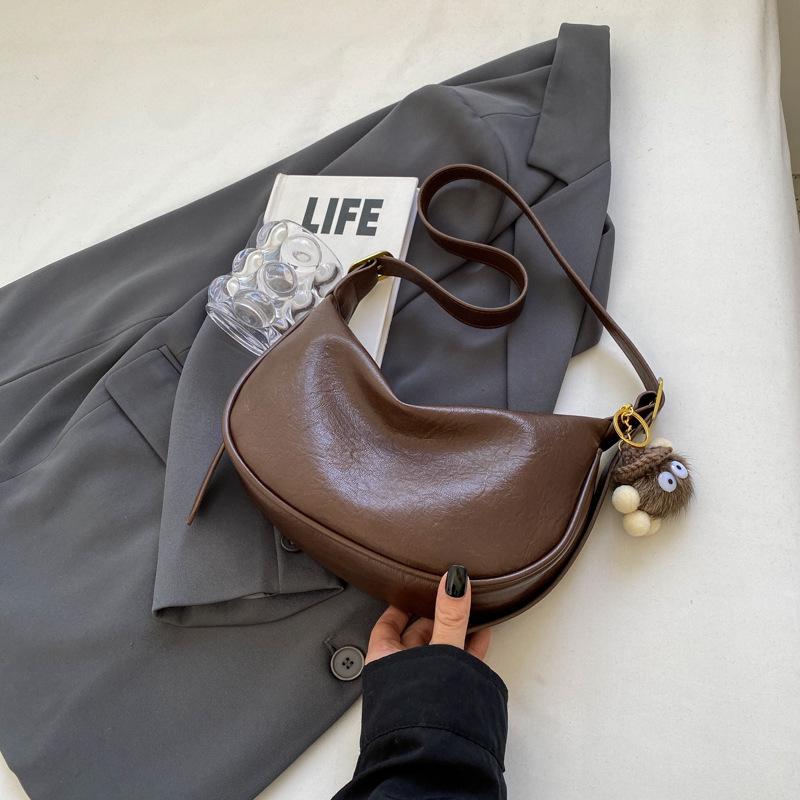2023 Trendy Retro Women's Handbags: Versatile Crossbody, Shoulder, and Underarm Dumpling Bag