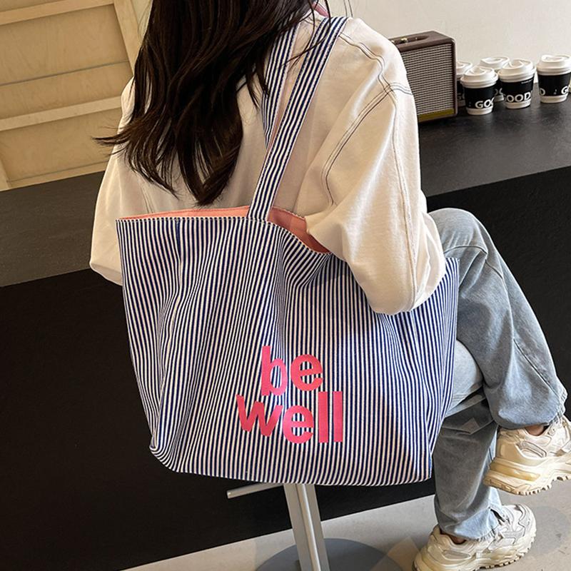 Striped Tote Bag For Women Large Capacity Shoulder Bag Two-sides Reversible Hand Bag Traveling And Shopping Underarm Bag CLE