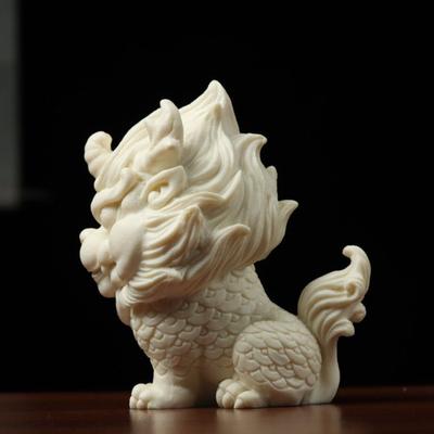 Decoração de animal de estimação de chá Kylin de fruta de marfim Kylin Zhaocai paisagem de mesa de chá de sala de estar Kylin artes e artesanato de escultura