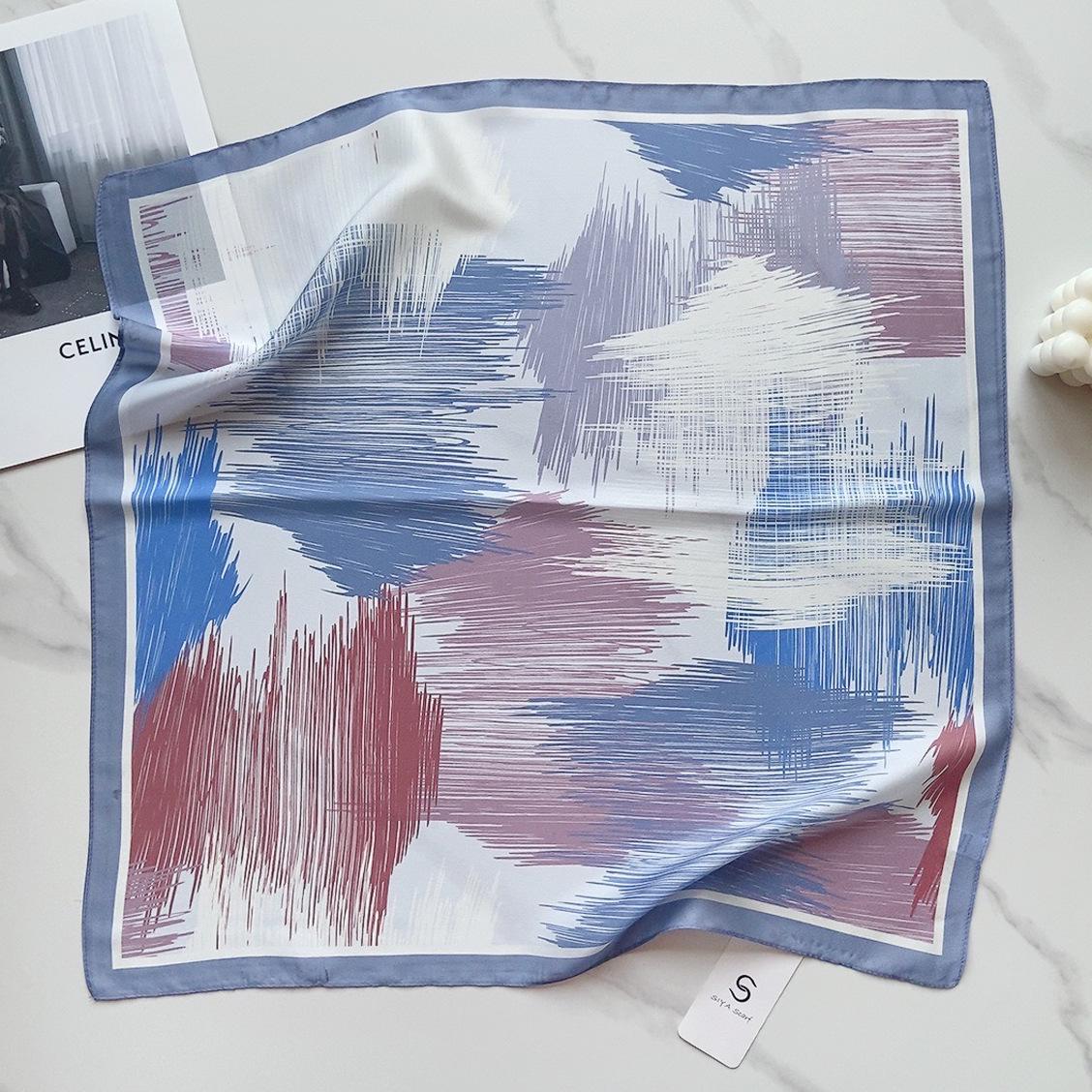 

Квадратный шелковый платок на голову с цветочным узором 58 см: Летний стиль в корейском стиле 58x58 cm