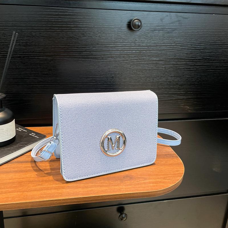 Crossbody Bag 2025 Retro Personality Women's Foreign Style European and American Fashion Niche Design Women's Bag New Shoulder Small Square Bag