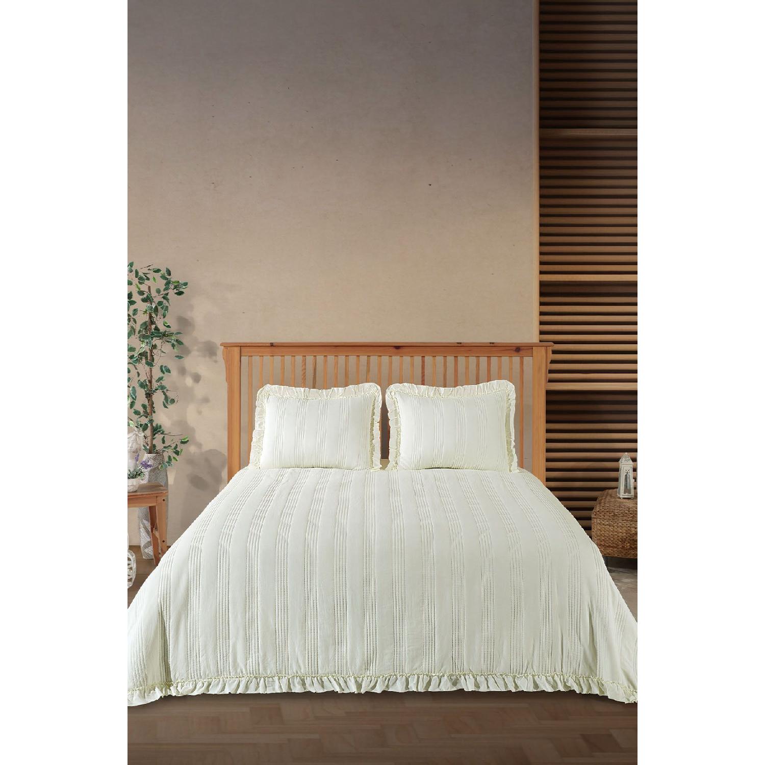

Fiorella Bed Cover Double Cream вершковий