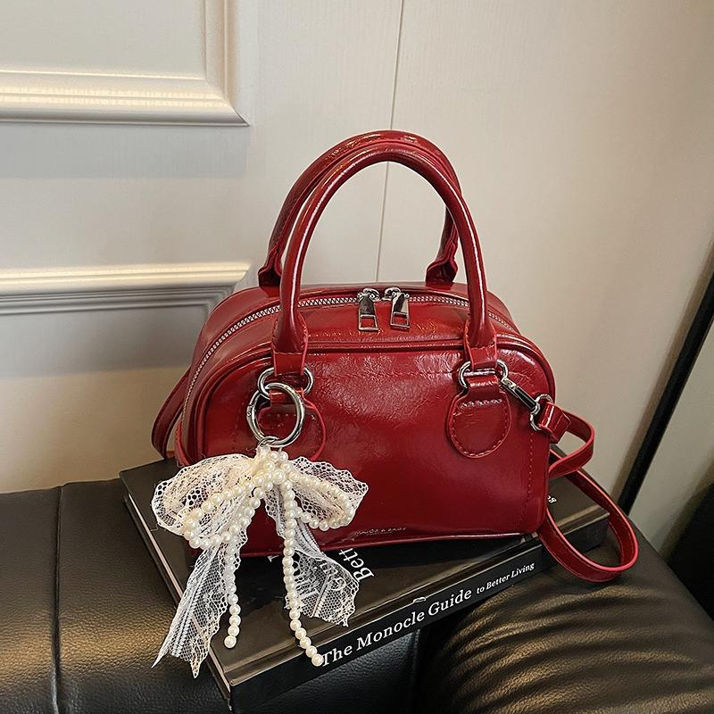 New Women's Bowling Bag One Shoulder Crossbody Bag Portable Toast Bag Fashion Large Capacity Pillow Bag