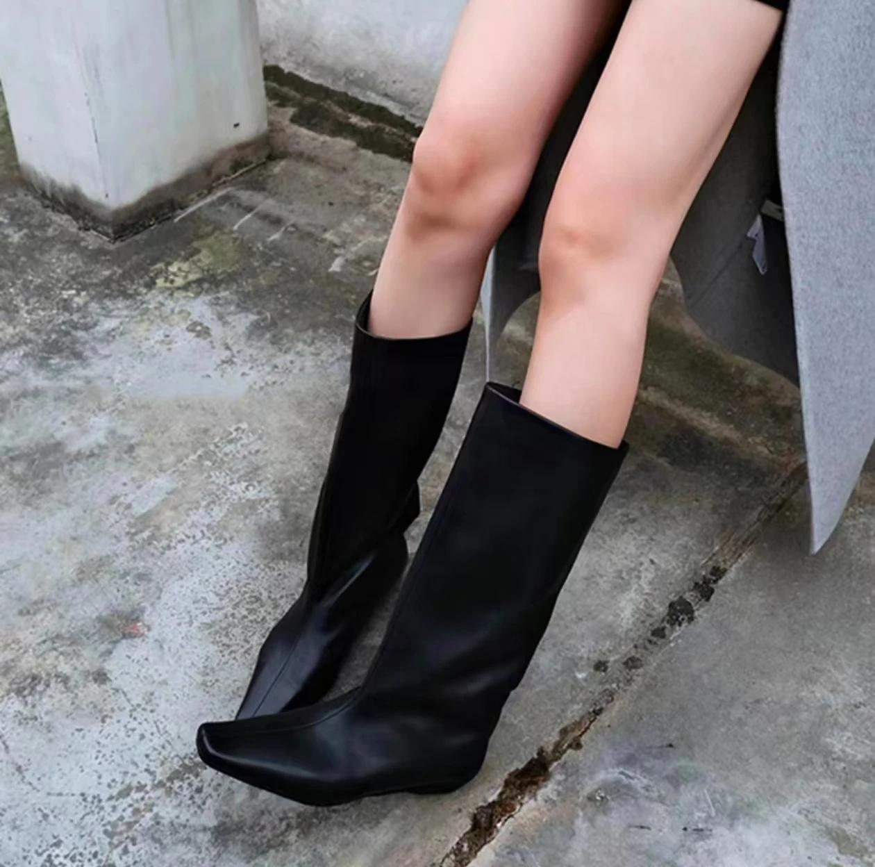 

Осень Новые Однотонные Ботильоны на Низком Каблуке Женские Заостренный Носок Вставка Закрывают Ногу Мягкая Подошва Мягкий Бок Средний Цилиндр Модные Ботильоны 35