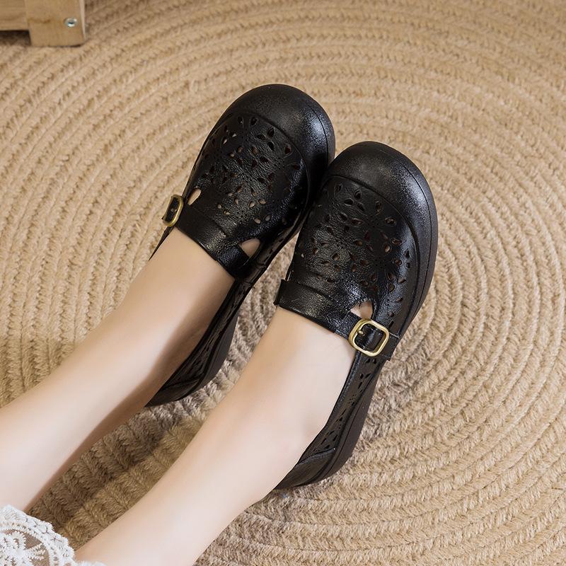 Mom Summer Hollowed Out New Flat-bottomed Breathable Single Shoes Sandals Non-slip Soft-soled Comfortable Hole Women's Shoes