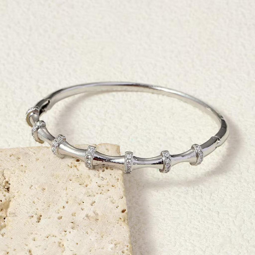 Versatile Bamboo Diamond Bangle - Trendy and Elegant Women's Jewelry