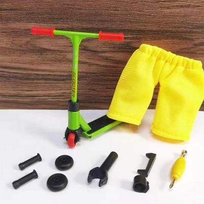 Mini Alloy Finger Scooter Model Set Mini Finger Scooter Interactive Finger Toy Novelty Sensory
