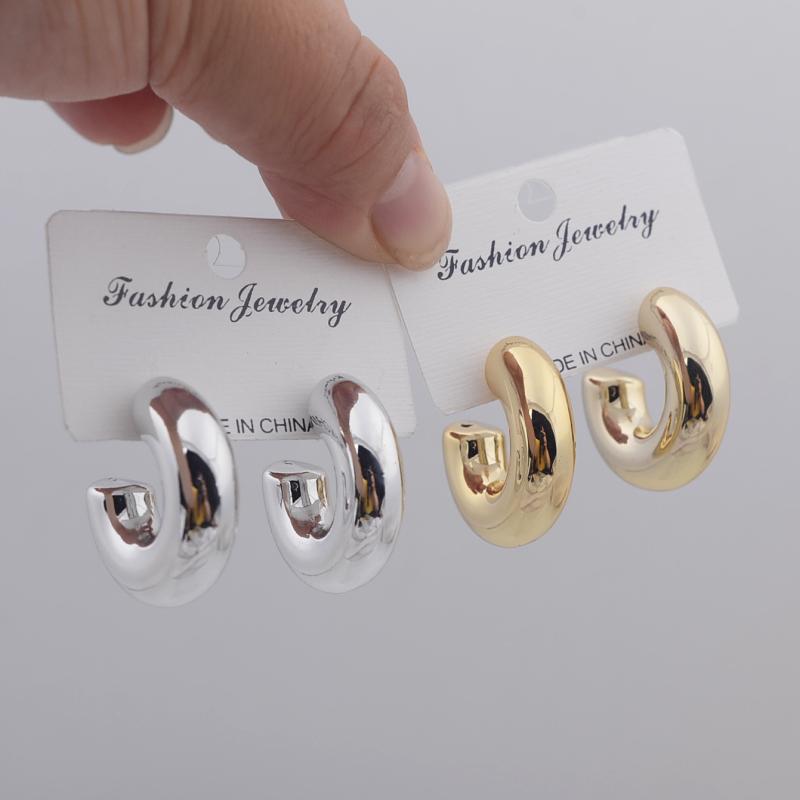 New Trendy Solid C-shaped Stud Earrings Exquisite Women's Geometry Small Earrings Personality European Rock Ear Decor Aretes