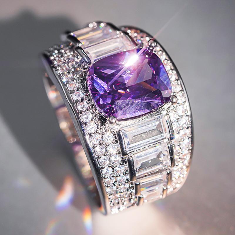 Huitan Gorgeous Purple Zirconia Finger Ring Female Luxury Women Anniversary Party Accessories Fashion CopperColor Jewelry Gift
