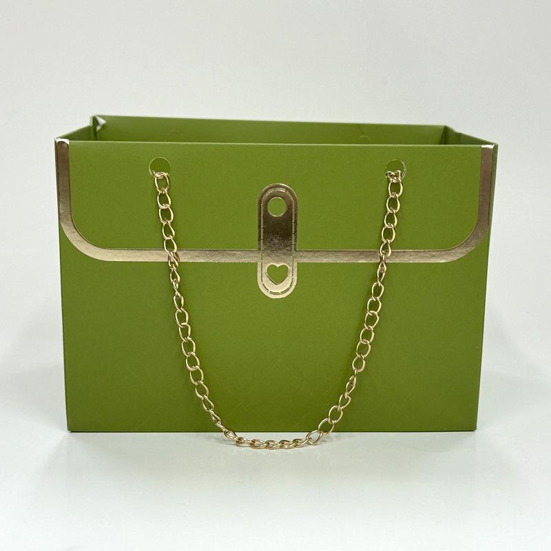 Trendy Brand Rectangular Handbag: Fresh Flower Gift Box & Creative Bouquet Perfume Bag.