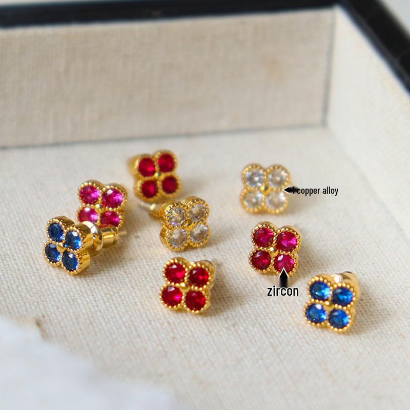 Elegant Four-Leaf Clover Colored Zircon Earrings – Luxury Petite Design for Versatile Wear