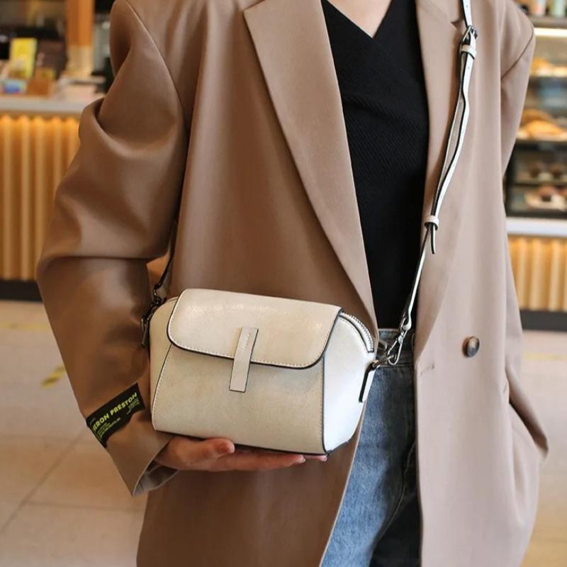 Fashiable Oil Wax Cowhide Leather Crossbody Small Bag for Women Versatile Shoulder Shell Handbag Casual Phe Carrier