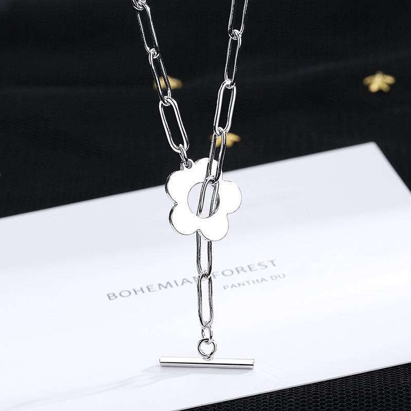 Choker Collarbone Chain Women'S Versatile Fashionable Square Chain Ot Buckle Flower Necklace