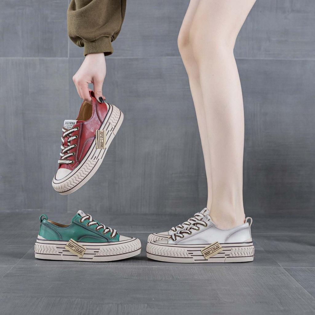 Retro thick-soled red board shoes for women's 2025 spring new leather little white shoes to increase the height of the first layer of cowhide sport