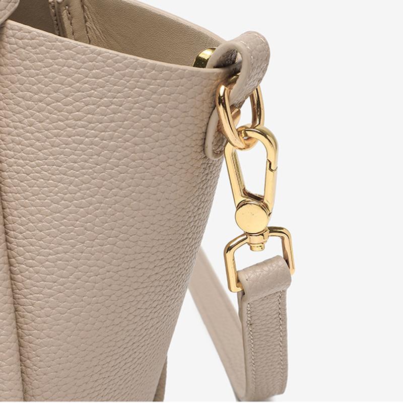 Äkta läder Liten Väska Kvinnor Mini Handväska 2023 Ny Äkta Läder Damväska Hinkväska Dam Sommarhandväska Messenger Bag