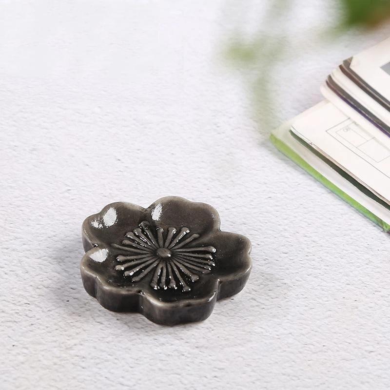 Cherry Blossom Ceramic Chopstick Rest Creative Flower Tableware Holder Ideal Gift for Housewarming Cooking Lovers