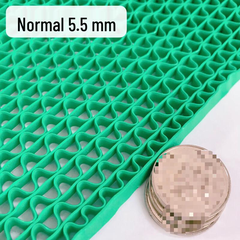 

Oupowei 5.5mm Outdoor Anti-slip Hollow Grid Plastic Mat 0.9m x 1m