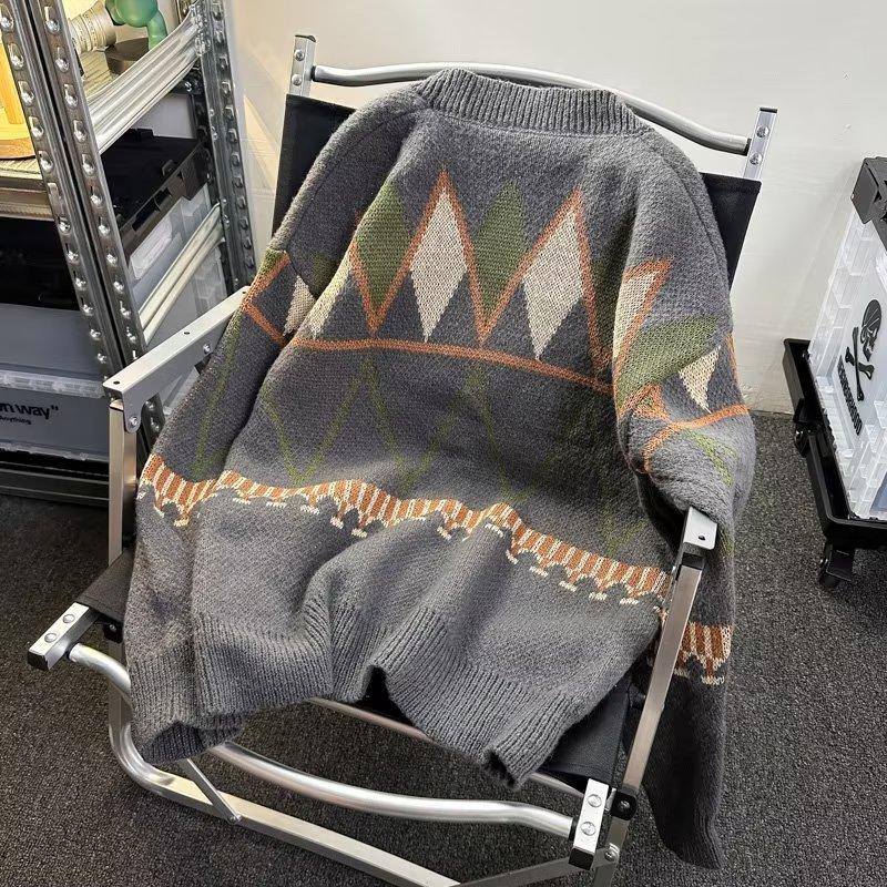 Cardigan Sweater Jacket Men's 2025 Autumn and Winter New Retro Contrasting Color V-neck Knitted Sweater Men's Loose Lazy Style Top