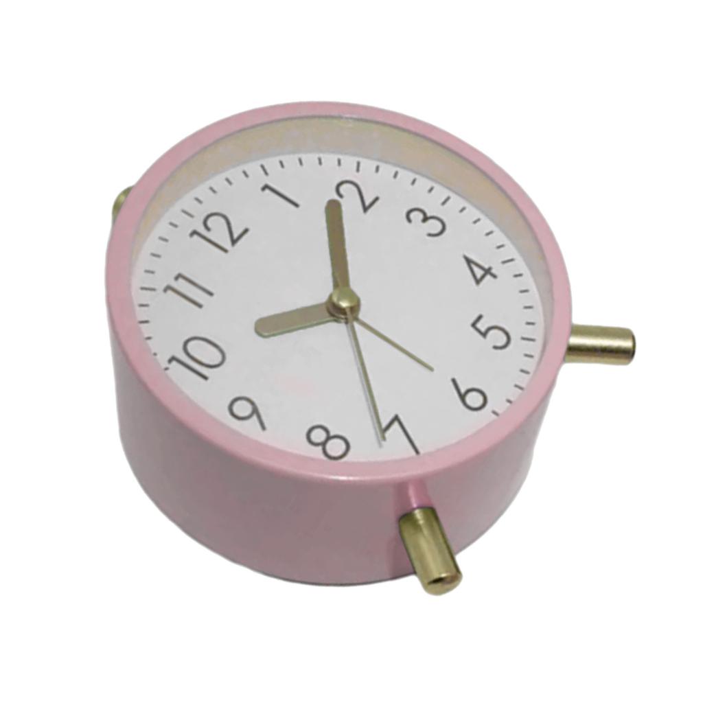 Elegant Quiet Quartzs Alarm Clock with Warm Yellow Nightlight for Peaceful Sleep Suitable for Home and Office Decors