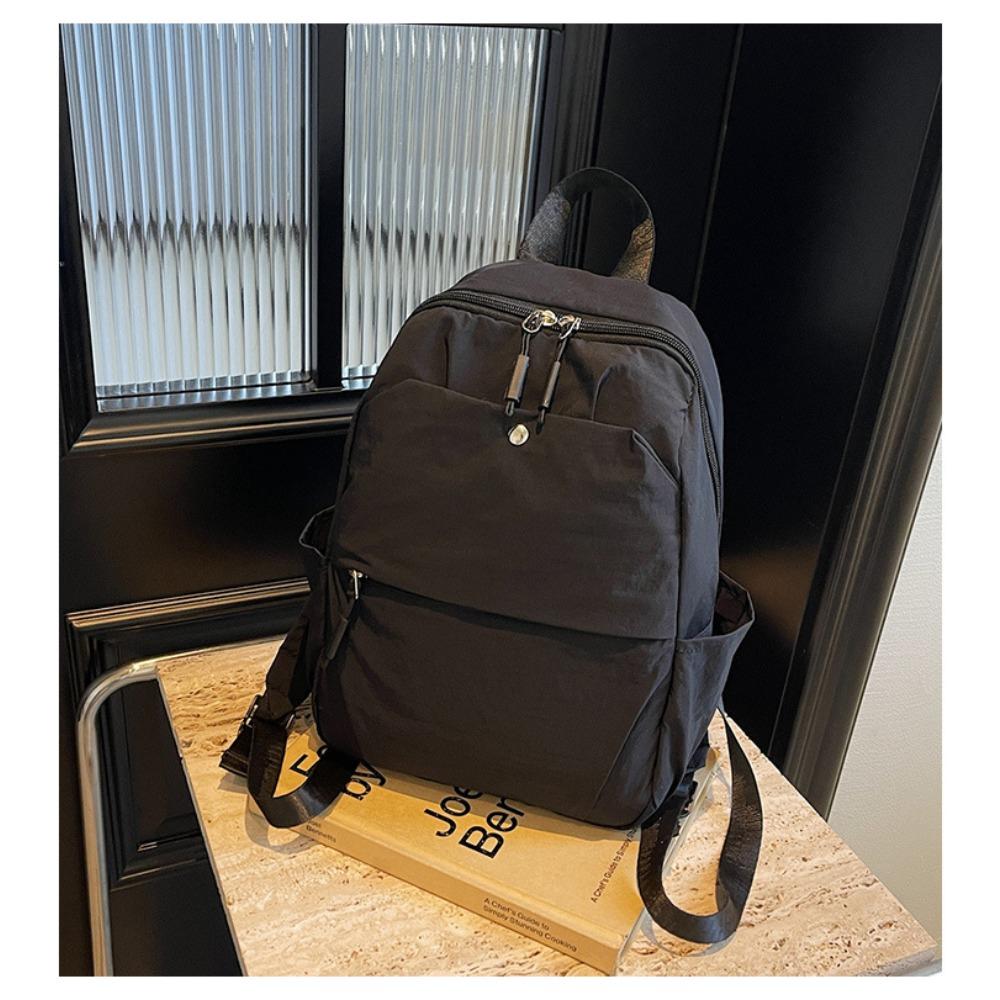 Backpack women's new fashionable lightweight large capacity school bag versatile nylon cloth travel backpack commuter women's bag