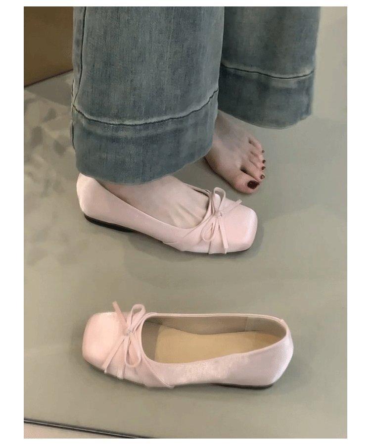 

French small square head inner height increase ballet shoes women s 2025 new shallow mouth shoes bow flat sole shoes 35
