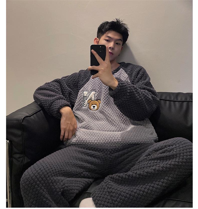 Pánská pyžamová souprava s dlouhým rukávem z korálového fleecu - Hřejivá, silná, žakárový design, vhodná pro domácí nebo venkovní nošení na podzim a v zimě.