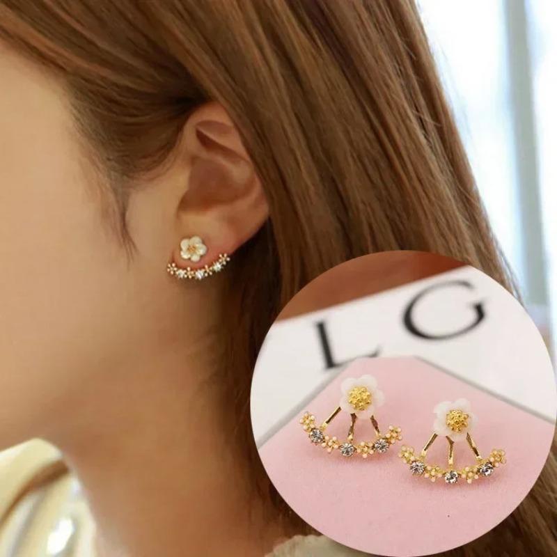 Fashion Woman Chrysanthemum Earring Delicate Flower Stud Earrings for Women Engagement Wedding Party Jewelry Gift Pendient