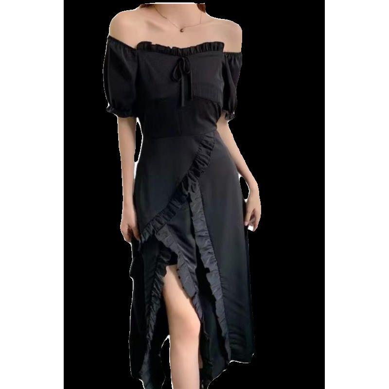 

Платье с квадратным вырезом и разрезом Летнее больших размеров Больших размеров Женское С завышенной талией Приталенное С оборками Черное А-силуэта Black M