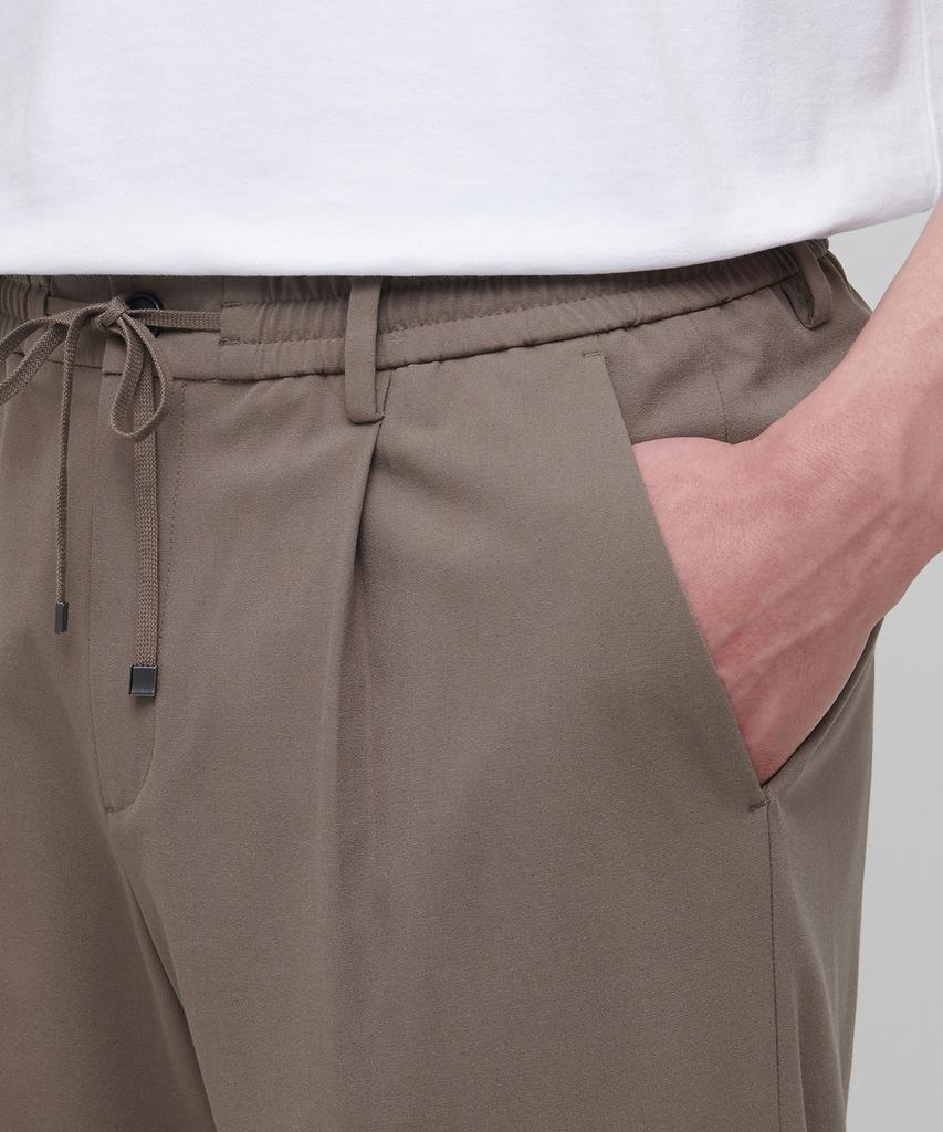 Musinsa Standard Lightweight Wide Drawstring Banded Crop Slacks [Dusty Beige]