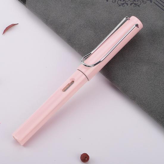 0,38 mm Študentské kaligrafické cvičenie Hladké písanie Plastové plniace pero s jemným hrotom