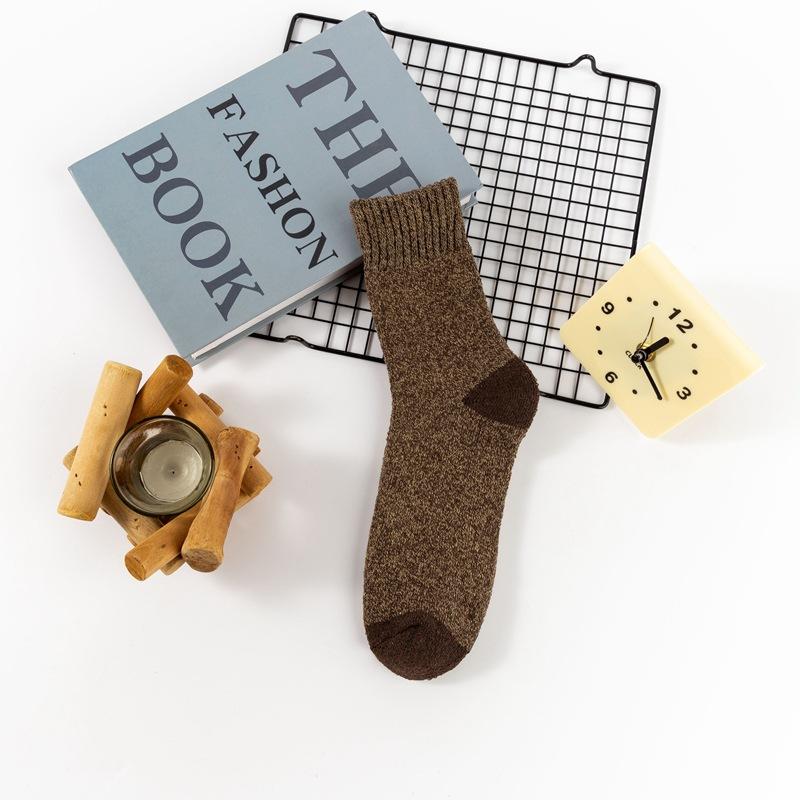5 Pairs of Men's Winter Fleece and Thickened Warm Loop Socks, Men's Mid-calf Floor Socks, and Striped Towel Socks for Winter