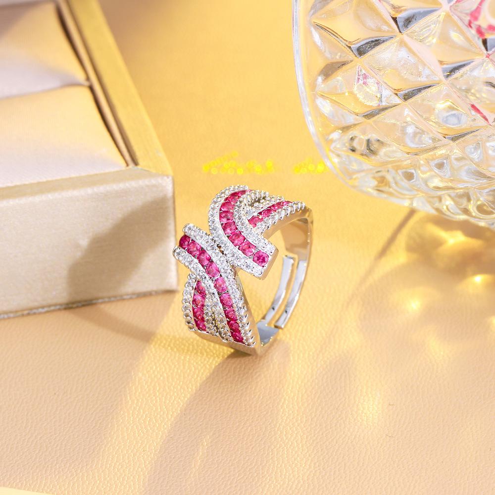 Bright Atmospheric Luminous Ruby Ring Three-Dimensional Irregular Strip Open Ring Ring
