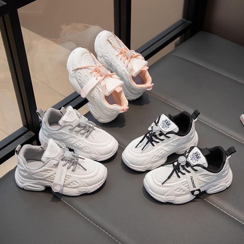 Chaussures de papa en maille respirante pour enfants coréens printemps et été pour garçons et filles, chaussures de sport résistantes à l'usure à semelle souple unie
