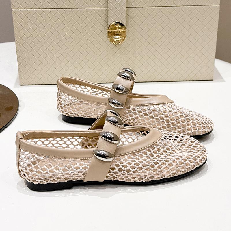 

Fashion The 2025 Summer New Style of Perforated Breathable Toe Sandals and Flat Fishing Net Shoes for Women with Mesh Surface 35