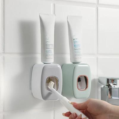 Set porta spazzolino da denti, dispenser dentifricio, supporto da parete, set accessori bagno, spremiagrumi automatico a rotazione, famiglia, igienico