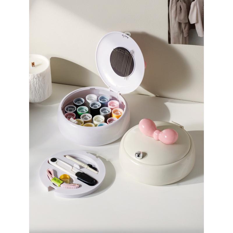 Magnetic Needle and Thread Box: Household Sewing Kit with Press-to-Open Design