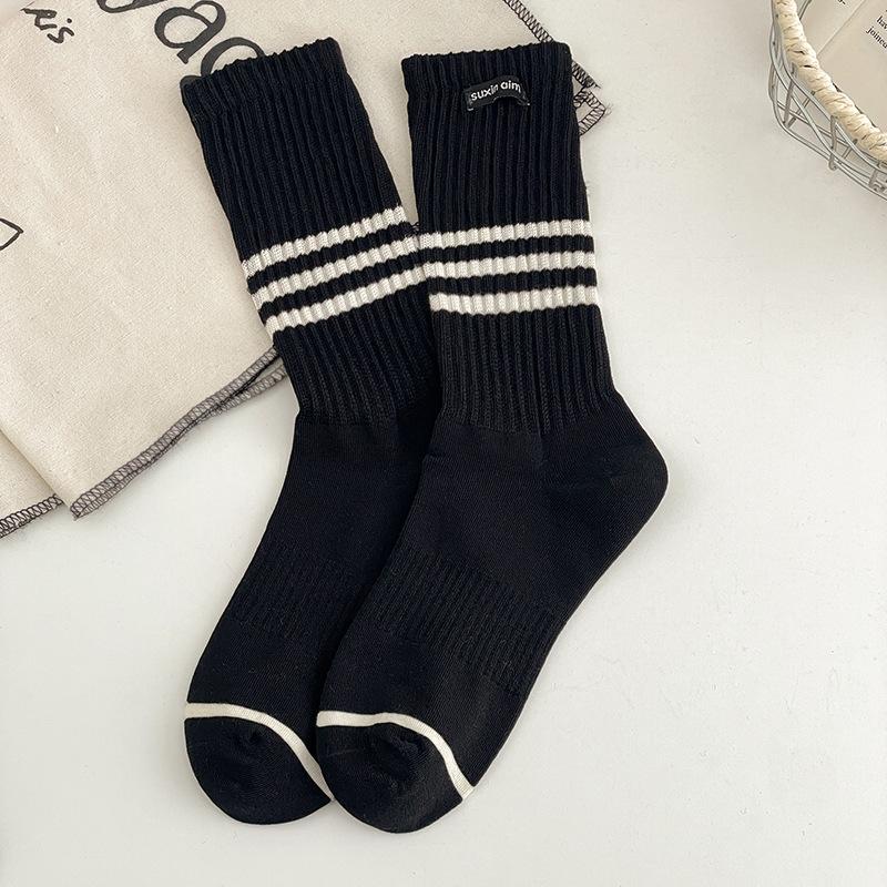 

Женские весенне-летние полосатые хлопковые носки стандартной длины 1 pair чёрный