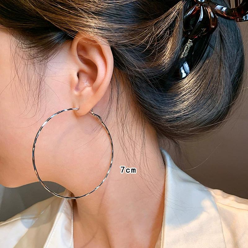 Gold plain ring earrings exaggerated atmosphere earrings simple circle earrings