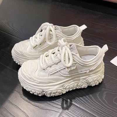 Plattform-Canvas-Schuhe kleine weiße Schuhe Frühling neue Sportschuhe erhöhend vielseitige Board-Schuhe lässige Damenschuhe